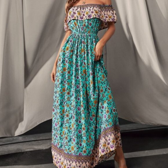 Off the shoulder Floral Maxi Dress - Picture 5 of 7